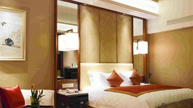 Luxury Blue Horizon Hotel Dongying Room photo